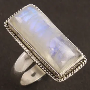 La mejor moda Rainbow Moonstone 925 anillo de plata esterlina rectángulo declaración regalo de boda para ella joyería hecha a mano