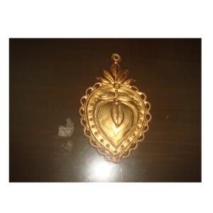 เครื่องประดับรูปหัวใจศักดิ์สิทธิ์ทำจากทองเหลืองสีทองประดับตกแต่งบ้านแบบแขวน - Product Image 4