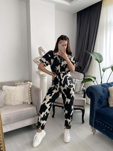 wholesale Custom Logo Unisex Sweatsuit 2 Piece Set Women's Hoodies Tracksuit Sweatshirt Women Casual Tracksuits - Product Image 4