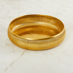 ชามเสิร์ฟผลไม้ดีไซน์แบบเป็นสันเป็นส่วนประกอบที่ดีสำหรับการตกแต่งห้องนั่งเล่นของคุณสีทอง - Product Image 1