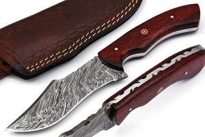 Couteau de chasse à lame fixe en damas fait main ZR1516, qualité supérieure avec manche en bois, personnalisable OEM, fabriqué au Pakistan par Zafar Traders - Product Image 2