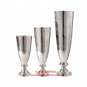 Jarrones de Flores de Metal de Alta Calidad, Suministro de Fábrica, Jarrones Hechos a Mano para Plantas, Decoración de Lujo para el Hogar y Hoteles, Jarrones con Impresión Personalizada - Product Image 3