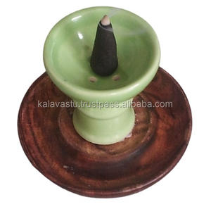 Soporte de incienso de madera hecho a mano con quemador de resina cerámica de colores y difusor de aromaterapia Ash Catcher - Product Image 1