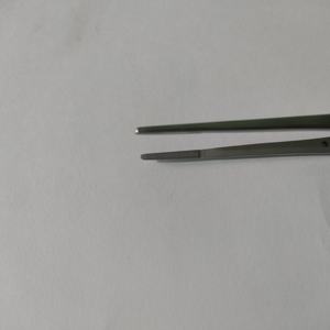 Pinzas Dentales de Alta Calidad con Insertos de Carburo de Tungsteno, Certificación CE, Instrumentos Quirúrgicos Clase II, Garantía de 5 Años - Product Image 4