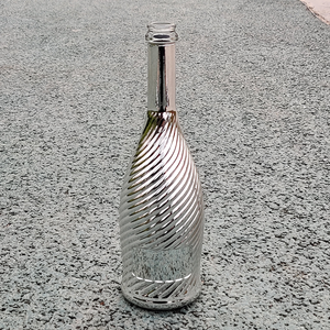 Botella de Champán Electrochapada de 750 ml con Tapón de Corcho, Botella de Licor Redonda de Vidrio Vacía de 75 cl, Botellas de Champán Decorativas al por Mayor - Product Image 5