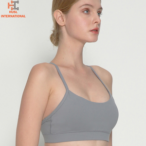 สปอร์ตบราระบายอากาศน้ำหนักเบาสำหรับผู้หญิงมีโลโก้ด้านหน้าดีไซน์เป็นปมบิดสำหรับยิมโยคะฟิตเนสขนาดพลัส - Product Image 3