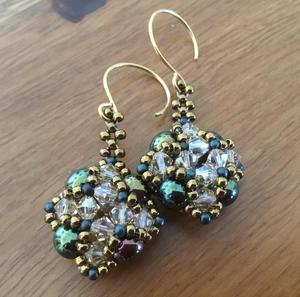 pendientes de cuentas Creaciones hechas a mano - Product Image 1