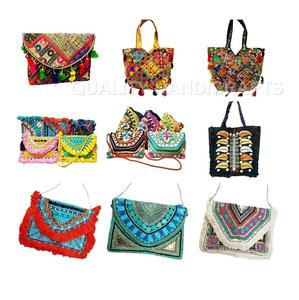 Vente en gros Banjara bohème sac de jute fabriqué à la main multicolore brodé artisanat indien de qualité avec doublure en coton Festivals - Product Image 2