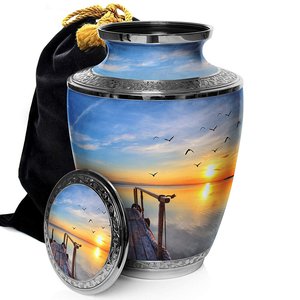 High Quality American Style Metal Design <b>Memorials</b> Engraved Cremation Urns - Product Image 3