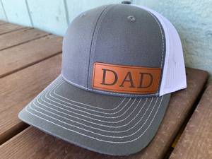Casquettes Trucker Unisexe à 6 Panneaux avec Visière Légèrement Courbée, Patch en Cuir, Style Sport et Mode, pour l'Extérieur, en CVC, OEM, Origine Vietnam, Vente en Gros - Product Image 4