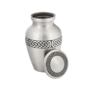 High Quality Custom Handcrafted Metal European Style Urn for Ashes <b>Red</b> Gold Custom Logo Bulk Wholesale Funeral Supplies - Product Image 2