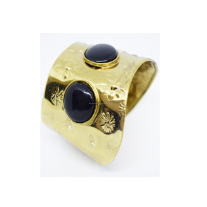 1910 premier dimanche de (juin) Peuple africain gravé manchette Bracelet bijoux époque victorienne mariage manchette conception pour Noël - Product Image 2