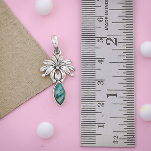 Piedra preciosa de malaquita con aspecto floral, piedra preciosa de malaquita en forma de marquesa, colgante de Plata de Ley 925, fabricante de joyas - Product Image 2