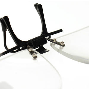 Gafas de Lectura con Clip Magnético Sunmax Slim, Plegables, de Tamaño Pequeño, con Lentes Blancas - Product Image 5