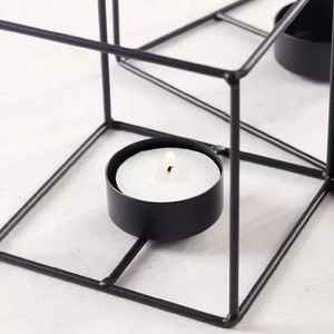 Bougeoir en métal doré avec verre, lanterne pour décoration intérieure ou mariage - Product Image 2