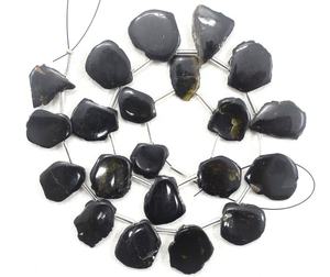 Gema de turmalina Natural sin procesar, piedra rugosa pulida de forma irregular, estilo de colección, 20 piezas, venta al por mayor - Product Image 1