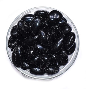 Roche de pierres précieuses de tourmaline noire naturelle, gobelet en cristal, vente en gros, g - Product Image 1