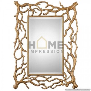 Cadre design moderne doré Décoration murale Miroir en bois de cerf pour la maison Accessoires de salle de bain Miroir décoratif en vente supérieure - Product Image 1