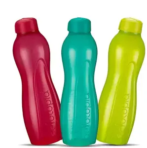 Borraccia in plastica da 1000 ml realizzata in materiale pet per uso alimentare impugnatura speciale fornita per un facile versamento di acqua-ideale per l'acqua