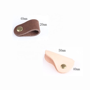 Nouveau 6 Couleurs En Cuir Véritable Clé de Données Cheval Fou Voyage Organisateur Écouteur Enrouleur De Bobine Porte-clés Porte-clés WML-0073 - Product Image 2