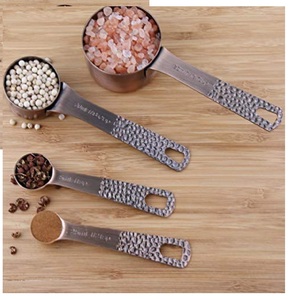 Tazas medidoras de acero inoxidable con acabado de espejo y medidas grabadas, perfectas para cocinar, hornear y herramientas de barra - Product Image 4