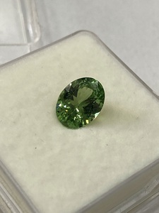 Pierre précieuse naturelle rare, 1 pièce, pierres précieuses naturelles de forme ovale, couleur vert ou grenat - Product Image 2