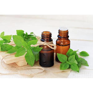 Aceite esencial de LINALOOL de albahaca pura de buena calidad de Venta caliente para hacer velas aceite esencial - Product Image 1