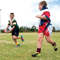 Logo personnalisé imprimé durable PVC doux au toucher pour enfants, ballon d'entraînement de rugby à haute rétention d'air pour usage promotionnel