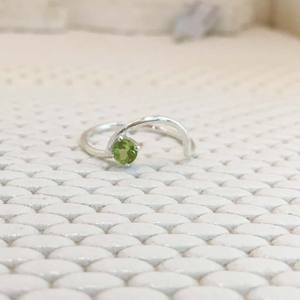 Anillo de Plata de Ley 925 con Flor, Joyería Fina de Moda para Fiesta o Boda, con Gema de Peridoto, Joyería al por Mayor para Mujer, Engaste de Bisel - Product Image 3