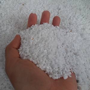 Pure White Tumbled Snow White Pebble ขนาดเล็ก - Product Image 2