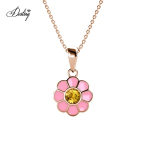 Minuscule <span class=keywords><strong>rose</strong></span> émail marguerite fleur pendentif filles collier Daisini orné de cristaux <span class=keywords><strong>Swarovski</strong></span> 925 argent enfants <span class=keywords><strong>bijoux</strong></span> - Product Image 1