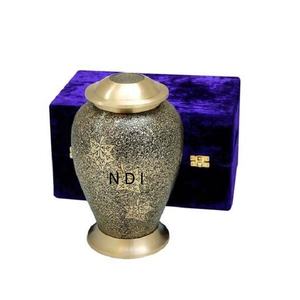 โกศใส่เถ้ากระดูกสำหรับผู้ใหญ่โกศใส่เถ้ากระดูกทำจากโลหะทนทานแบบคลาสสิก - Product Image 1