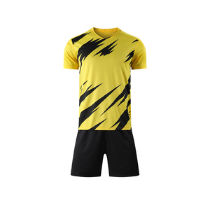 Camiseta de fútbol para adultos con sublimación de 100% algodón, ropa de verano de cuello redondo superventas de calidad Premium del fabricante y precio al por mayor - Product Image 1