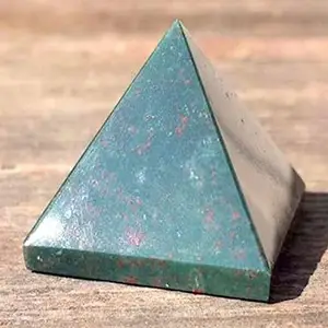 Piramide all'ingrosso di pietre preziose di cianite rubino acquista Online piramide di agata cristallo all'ingrosso a basso prezzo per la guarigione e il cristallo Reiki