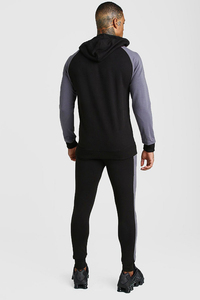 2021 Latest Color Combination Sports Wear Tracksuit/ Men gym fitness sweat suit/ Custom made Men factory Jogger - Product Image 5