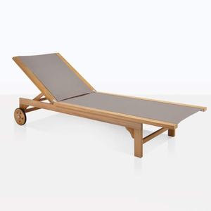 Chaise longue d'extérieur Moder Meubles en bois de teck d'Indonésie - Product Image 1