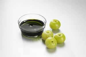 Aceite Portador de Semillas de Amla Prensado en Frío, Certificado GMP, Origen India - Product Image 2