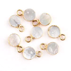 Xlusion-Conectores de latón chapado en oro para joyería, conectores colgantes de forma redonda, nácar natural - Product Image 1