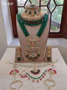 Conjunto completo de Gargantilla y pendientes para novia, conjunto único de lujo pesado, conjunto largo de Mathapatti Pocha Nath Tika y pendientes en Real Kundan M Creation - Product Image 2