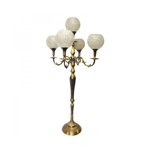 Excellent Design 2025 Métal Cristal Bougie Pilier Titulaire Élégant Décoration De Noël et De Mariage Candélabre De Qualité Standard - Product Image 1