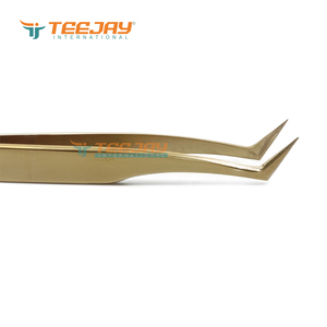 Pince à épiler TEEJAY Plasma Gold L Boot Volume pour extensions de cils, en acier inoxydable, pointe dentelée, manche de 10 mm, prise en main parfaite, antistatique - Product Image 3