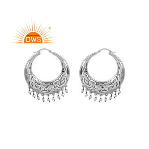 Pendiente de aro de diseño hecho a mano de Plata de Ley 925 oxidada para mujer joyería de plata para mujer regalo para ella - Product Image 1