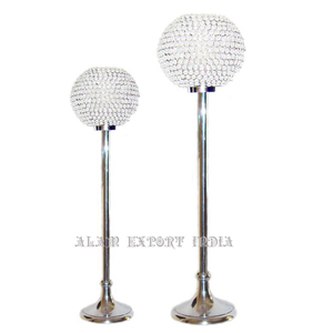 Centro de mesa con bola de cristal Portavelas votivo de cristal con base de metal Chapado en plata Aluminio hecho a mano T Light Candle Stand - Product Image 4