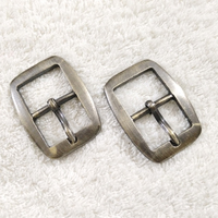 Sangle en cuir médiévale Tiger Touch pour la fixation de l'épée avec boucle en laiton et en cuivre