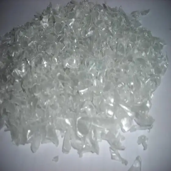 Hot washed clear PET bottle scrap / PET flakes /recycled PET Resin Factory