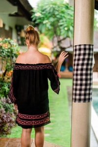 Beautiful Seaboard Wear Sexy Adjustable off Shoulder Colorful Bright Embroidery Women Tunic Hot Selling OEM Service Mini Dress - Product Image 3