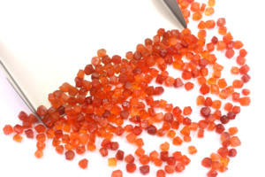 Cornaline naturelle indienne crue grossiste Motivation créativité naturelle minuscule cornaline brute lâche cristal non traité en forme d'étoile Je - Product Image 2