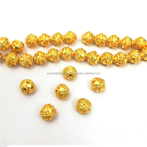 Hilo de Cuentas Redondas de Cobre Chapado en Oro de 8 mm - Product Image 5