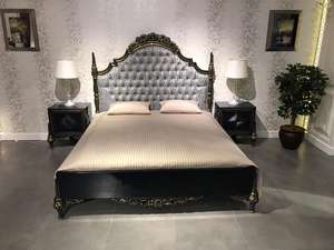 Juego de Dormitorio de Madera de Lujo Clásico Italiano con Almacenamiento para Apartamento - Product Image 6