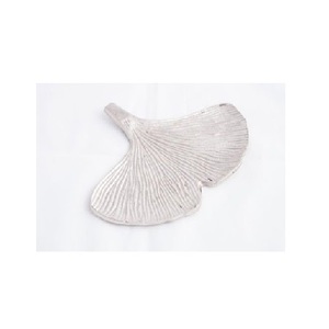 Suministro directo de fábrica Bandeja de hojas decorativas de metal de alta calidad Bandejas de servir con acabado dorado en forma de hoja - Product Image 4